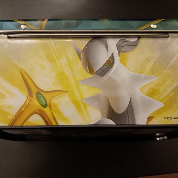 POKEMON TCG COLLECTORS TIN BOX - Picture 7 of 8